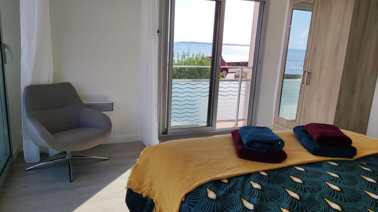 Appartement T3 De 74M2 Tres Lumineux Vue Panoramique Mer Et Plages Concarneau Luaran gambar