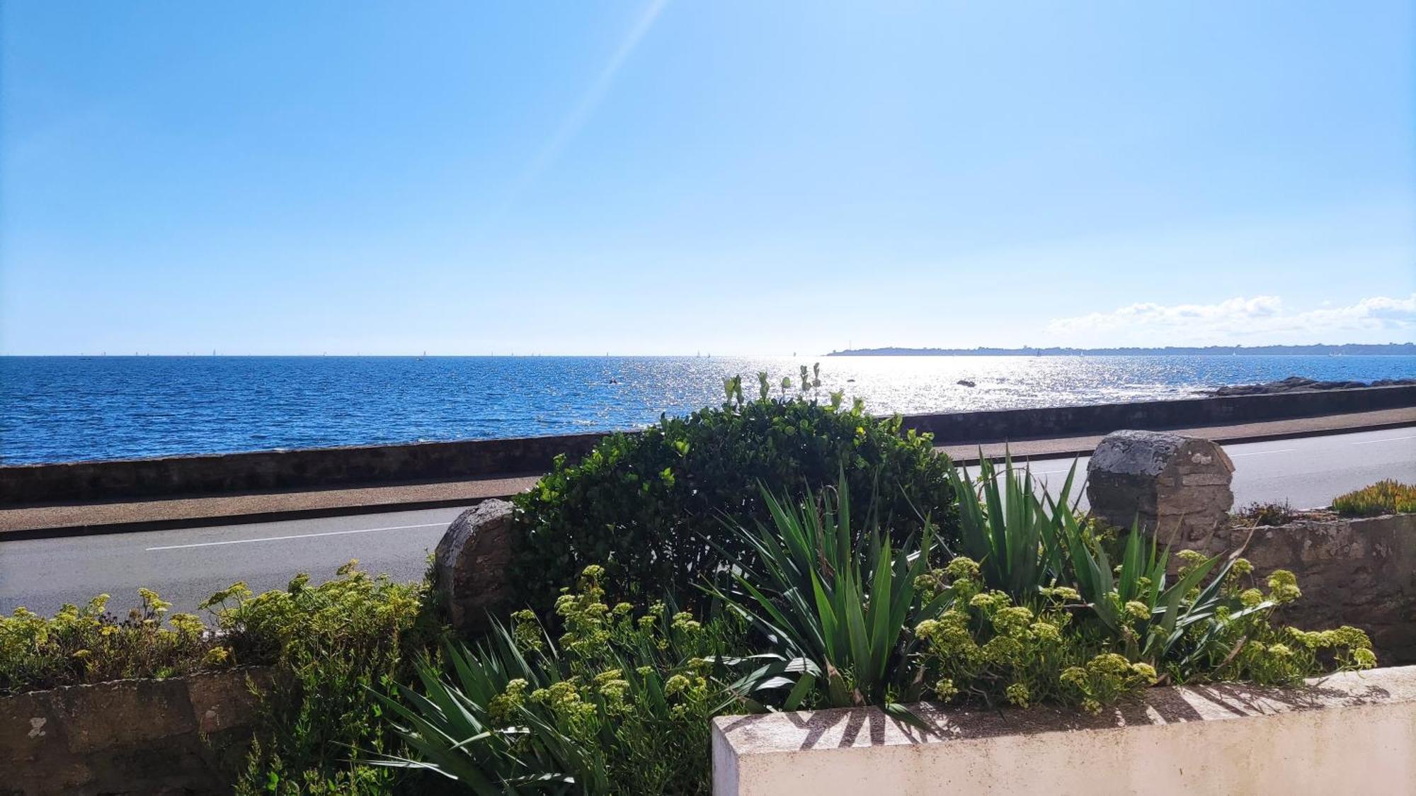 Appartement T3 De 74M2 Tres Lumineux Vue Panoramique Mer Et Plages Concarneau Luaran gambar